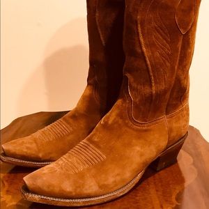 lucchese suede boots for mens
